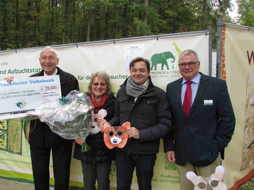 Scheckübergabe FÖV Opel-Zoo 2017-10-28.jpg